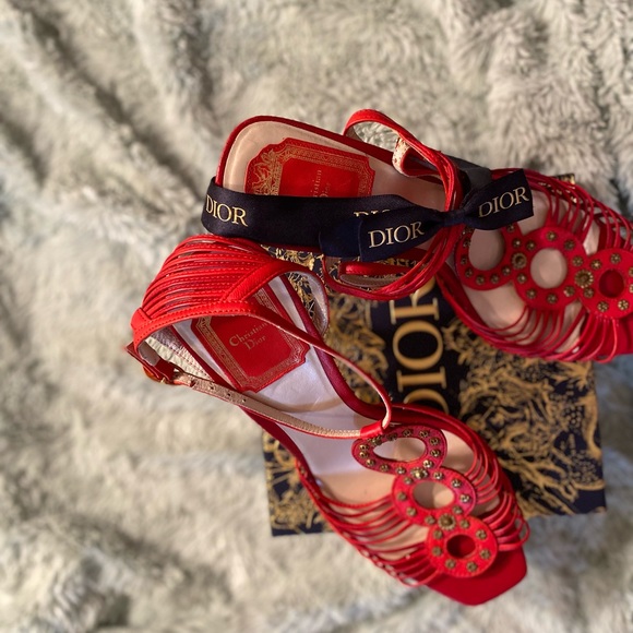 DIOR strappy Red Sandals with Grommet Detail and Gold Embossed Buckle - Picture 3 of 16